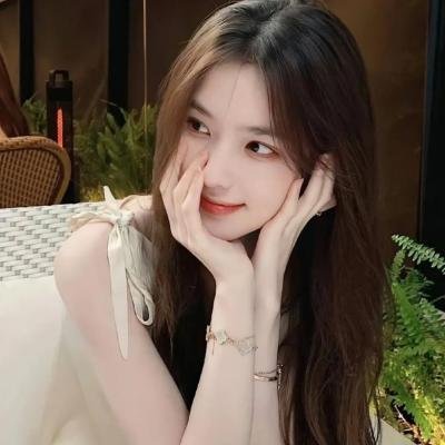 直播镜头前实拍：选秀导师假唱穿帮，一夜掉粉百万
